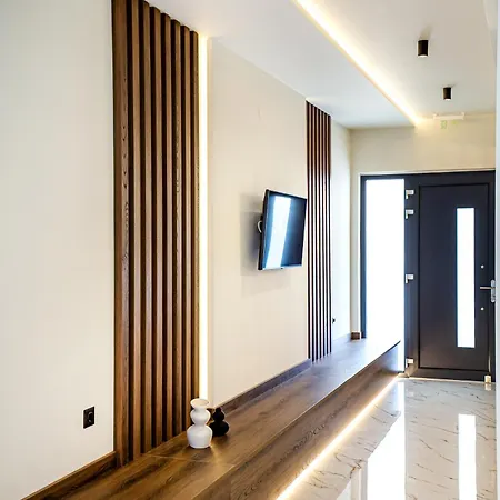 Apartahotel Avento Lux 4*