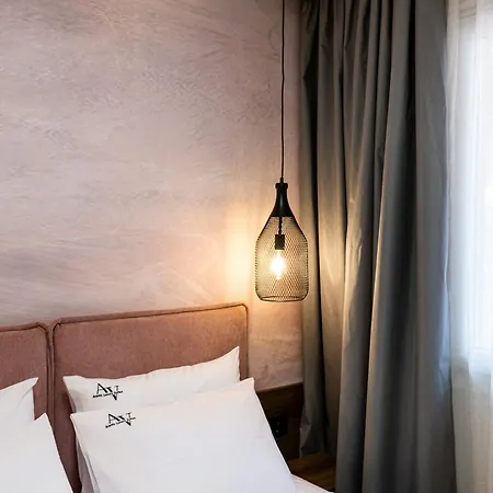 Avento Lux Apartahotel 4*