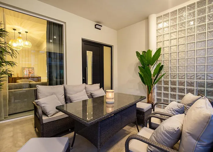 Avento Lux 4* 포토스