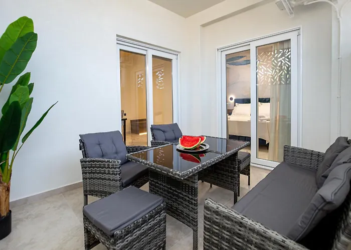 Avento Lux 4* 포토스