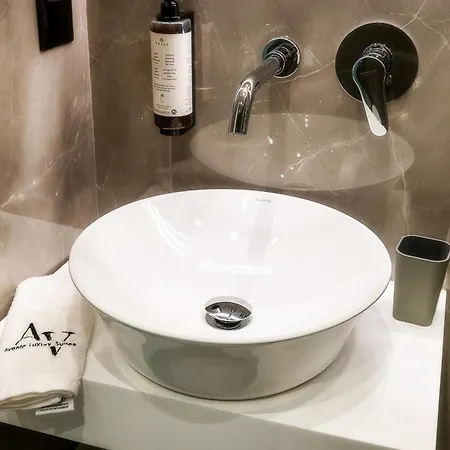 Avento Lux Потос
